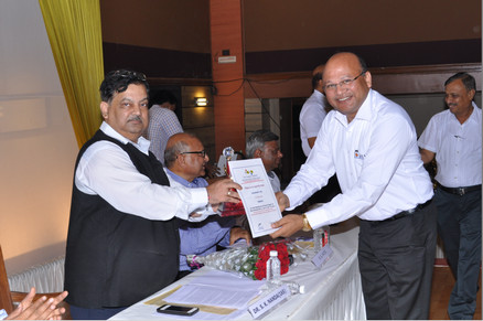 Mr Subhash Bhargava, Managing Director, Colorant Ltd., receiving the award and certificate from Dr. S.K. Nanda, Principal Secretary, Govt of Gujarat