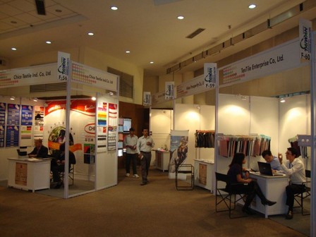 South Asia’s biggest fabric & accessories show ‘Source Zone 2011’ held in Gurgaon, India